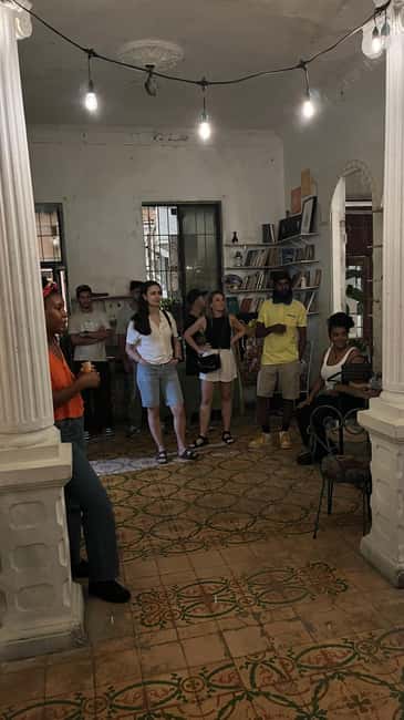 Santo Domingo: Nightlife, Rhythm, Culture Tour with Locals - Why this Santo Domingo night feels different