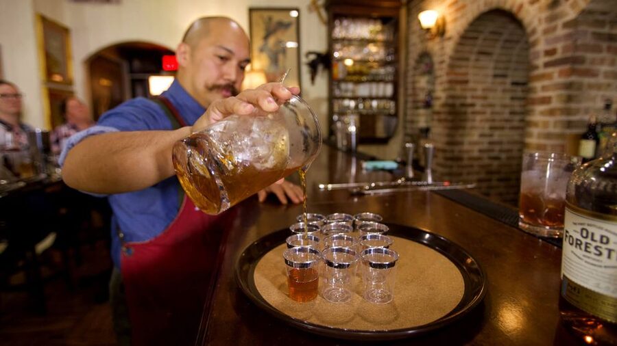 Savannah: Cocktail Class at American Prohibition Museum - Making your two full cocktails