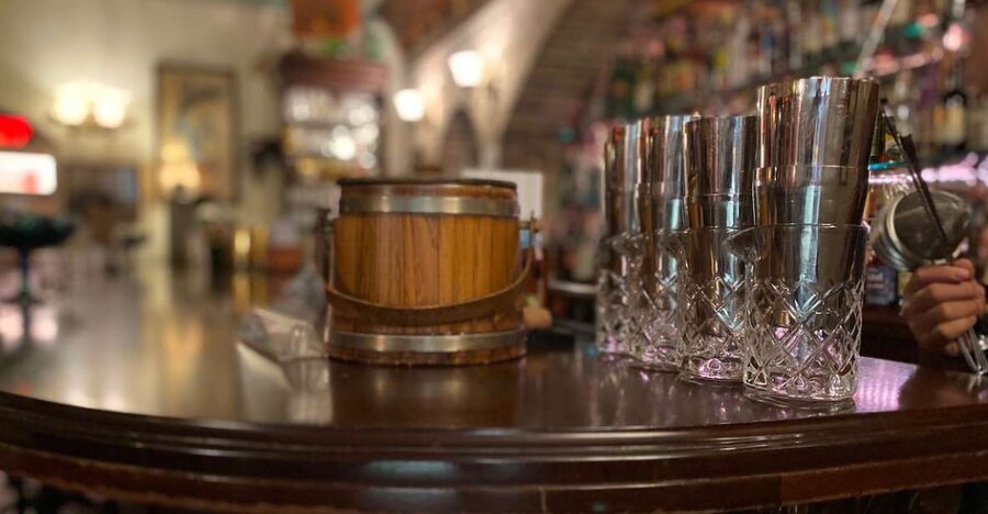 Savannah: Walktails and Bar Bites - The food pairings are a real part of the experience