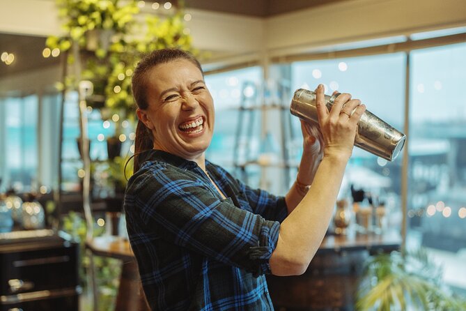 Seattle Hands On Cocktail Class - Key points to know before booking
