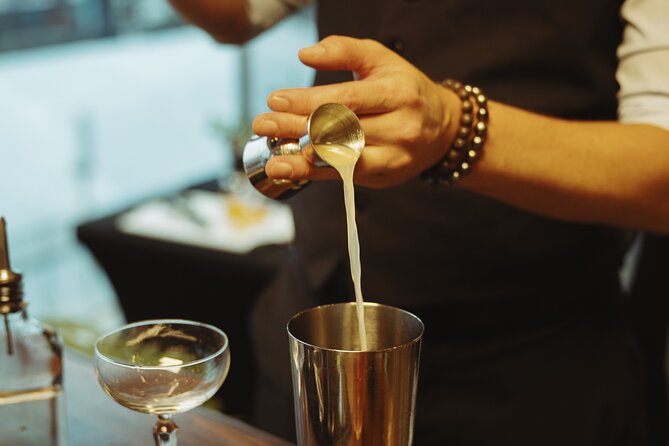 Seattle Hands On Cocktail Class - Turning one recipe into several drink styles