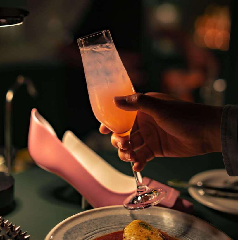 Seoul: Cinderella Bar, Sip in Seongsu's Shoemaking Legacy - Food, Additional Drinks, and the Real Cost