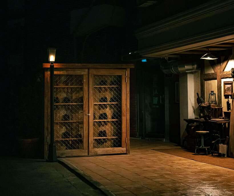Seoul: Cinderella Bar, Sip in Seongsu's Shoemaking Legacy - Who Will Enjoy This Most