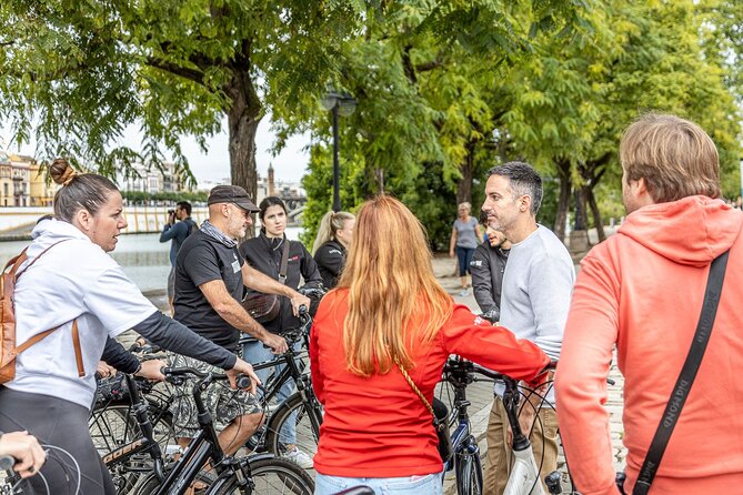 Sevillian tapas tasting on a bicycle (3 bars-3 tapas-3 drinks) - What the cycling adds to a food tour
