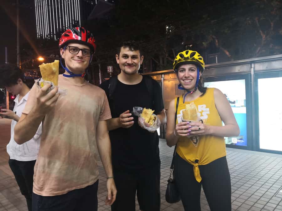 Shanghai: 4-Hour Nightlife Adventure & Tasting Bike Tour - Meeting the group near Hongkou District