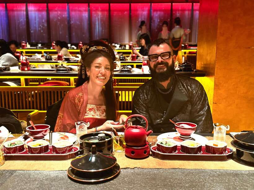 Shanghai Immersive Royal Banquet+Photo, Bar/Massage Options - Entering the royal banquet in central Shanghai