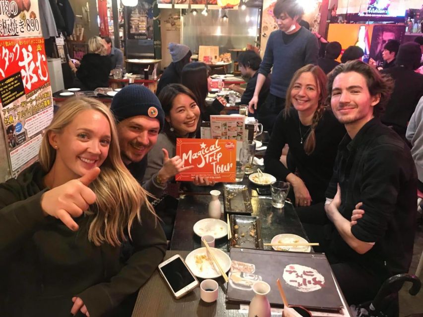 Shibuya Meltdown Night Tour: All-You-Can-Drink Bar Hopping - The second bar: unlimited drinks and the main meal