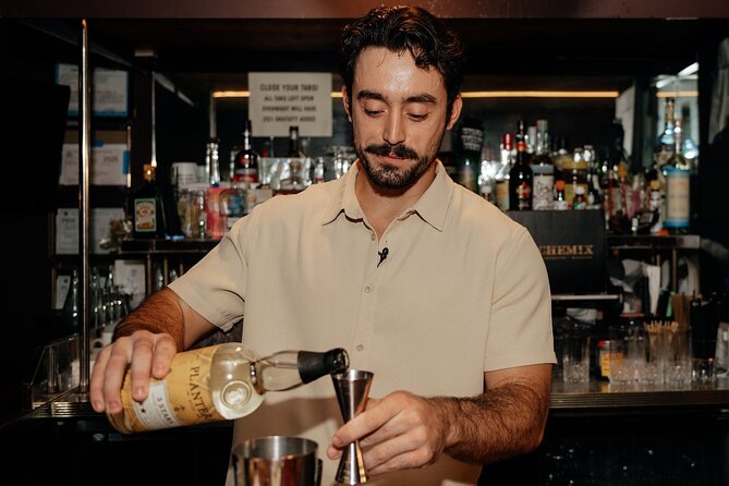 Sip History in the Crescent City Cocktail Making Class - Key points at a glance