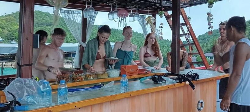 Snorkeling Tour with meals and BBQs - Cocktail - Sunset⭐⭐⭐⭐⭐ - Marine life, coral, and realistic expectations