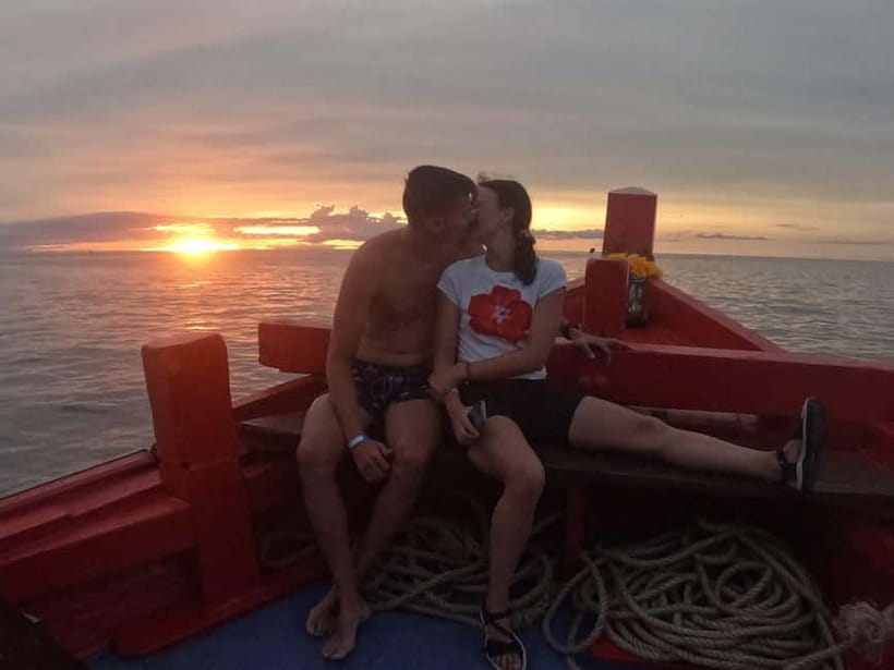 Snorkeling Tour with meals and BBQs - Cocktail - Sunset⭐⭐⭐⭐⭐ - The upper deck and the moments between swims
