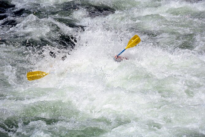 South Fork, American River: Chili Bar (Class III+ Whitewater) - What to wear and what to leave behind