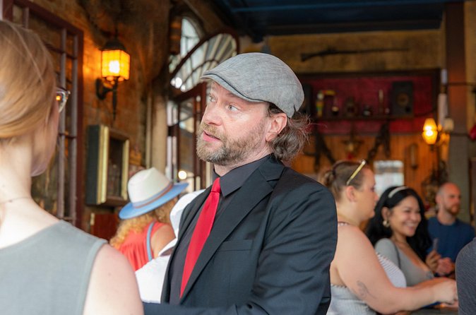 Spirits: New Orleans Cocktail & Ghost Tour - The guide’s style is the main reason to book