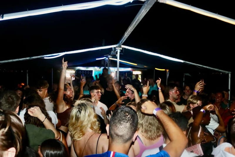 Split: Boat Crawl with Nightclub Access, Shots, & Boat Party - Finishing with VIP access at a Split nightclub
