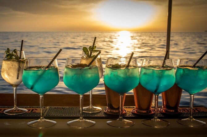 Sunset Cruise | Cocktail Experience on Board around Dubrovnik - The essentials at a glance