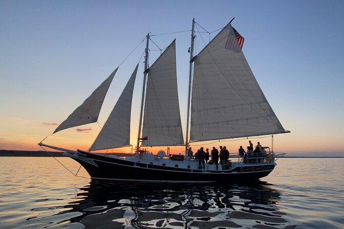 Sunset Sail from Traverse City with Food, Wine & Cocktails - Why the crew makes a difference