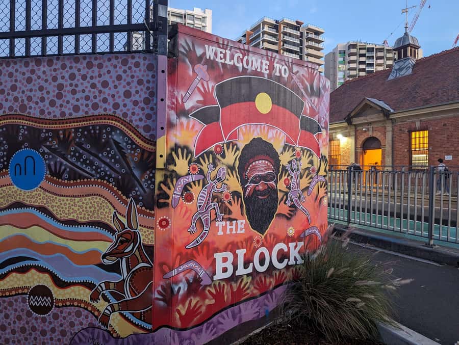 Sydney: Street Art & Small Bar Tour with Complimentary Drink - The social side is a real part of the value