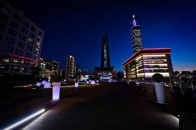 Taipei Nightlife: Taipei Pub Crawls (2 Different Routes) - The real value of the $29 price