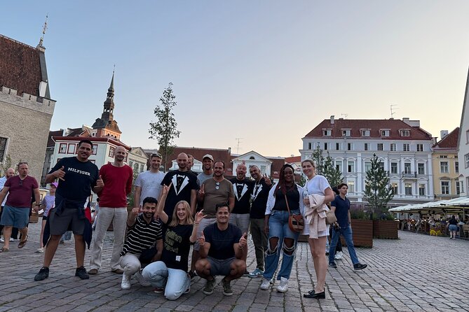 Tallinn Old Town Bar-Hopping - free shots, discounts & club - Labor before the final club