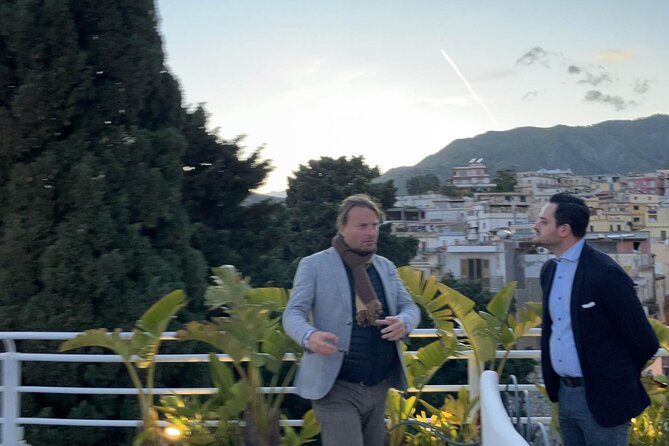 Taormina premium food & wine tour at rooftops and upscale bars - What the Taormina evening is really about