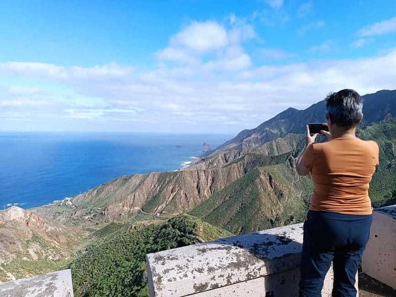 Tenerife Hidden Gem: Anaga Hike, Bajamar Pools & Cocktail - Why the small-group format matters