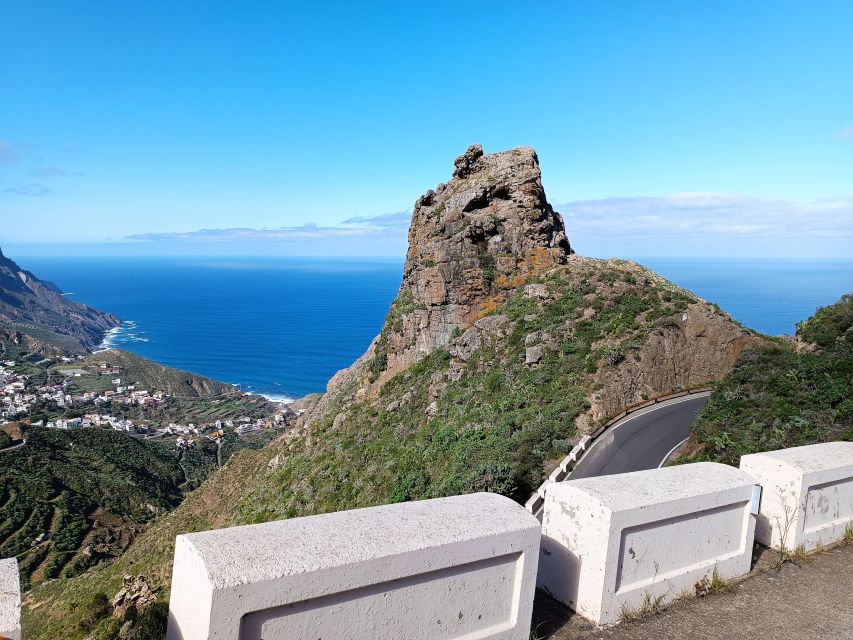 Tenerife Hidden Gem: Anaga Hike, Bajamar Pools & Cocktail - Lunch in Cruz del Carmen, with the bill separate
