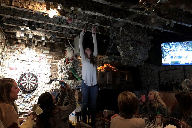 The Charleston Boo Hag and Brews Ghost and Bar Tour - The bar stops: useful recommendations, drinks on your tab