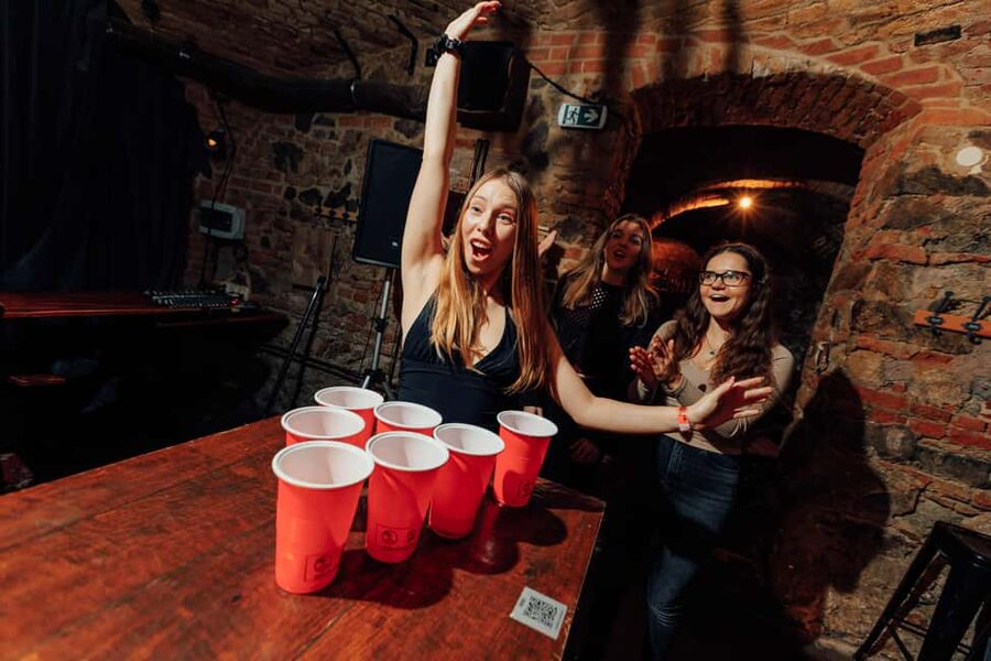 The Crawl Co. – Kreuzberg Alternative Pub & Bar Experience - Local bars and underground venues in the middle