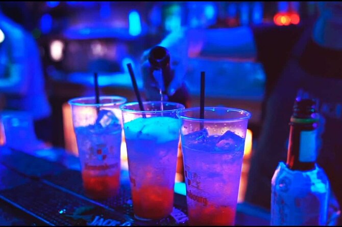 The NightCrawlers | Athens Bar Hopping | Pub Crawl - Guide quality and the social side