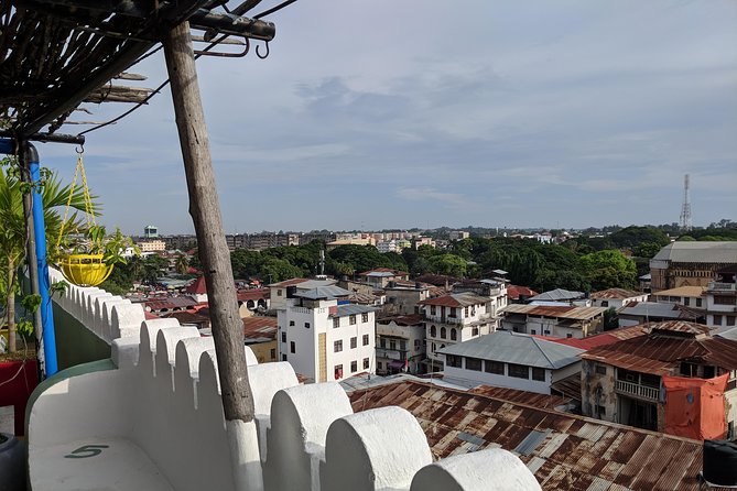 Thrilling Pub Crawl In Zanzibar. Visit 3 Unique Bars - Who will enjoy this Stone Town night out?