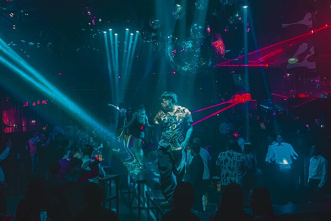 Thursday Night Bar Crawl in Guadalajara Mexico - Pardo Club: live DJs and a younger club feel