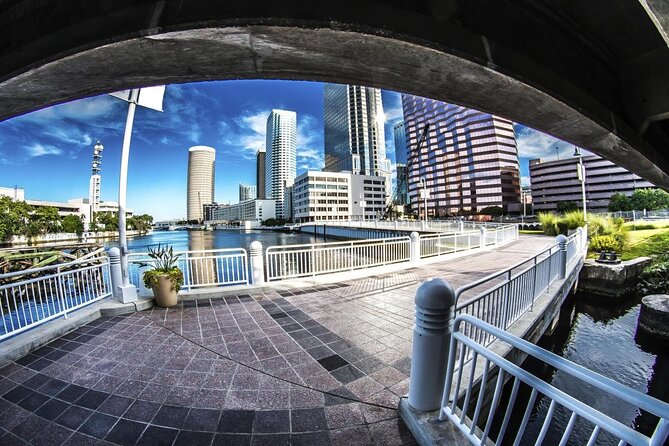 Tiki Boat - Downtown Tampa - The Only Authentic Floating Tiki Bar - Key things to know before you book