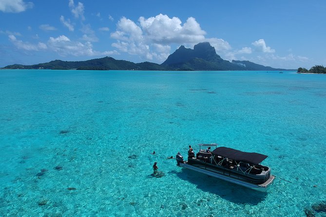 Toa Boat Bora Bora Private Lagoon tour with Lunch on Entertainer Bar Boat - Lunch Served in the Middle of the Lagoon