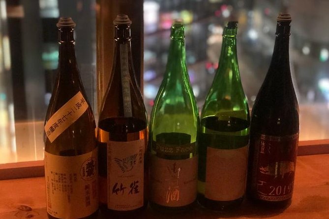 Tokyo Bar Hopping Tour in Shinjuku (All-You-Can-Drink + Dinner) - Group size, pace, and who should book