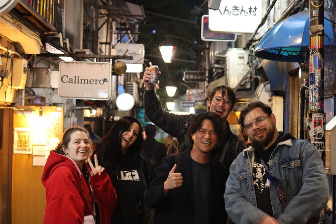 Tokyo Izakaya crawl (A tour of 2 izakayas, 1 bar, and a shrine) - A quiet finish at Hanazono Shrine
