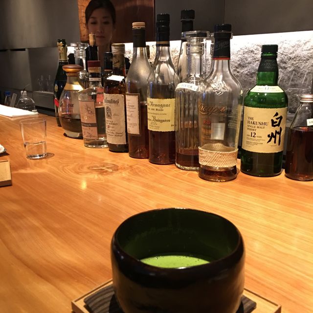 Tokyo: Luxury Sake, Cocktail, and Whiskey Pairing Tour - Standing sake bars and tucked-away stops