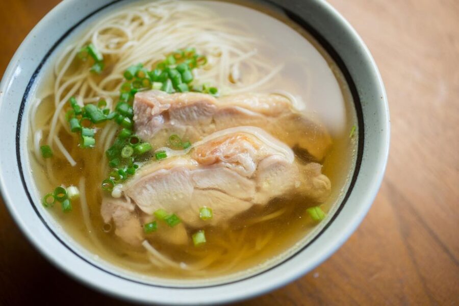 Tokyo: Shinjuku Bar Hopping with All-You-Can-Drink & Dinner - Who should book this Shinjuku night out?