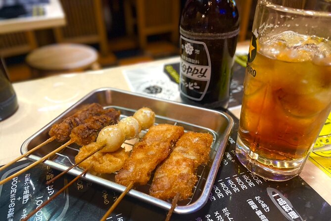 Tokyo: Shinjuku Golden Gai Bar Hopping that only locals know - Entering the narrow lanes of Golden Gai