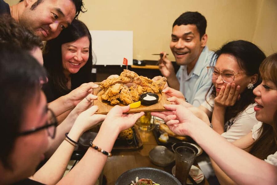 Tokyo: Shinjuku Izakaya and Golden Gai Bar Hopping Tour (2h) - What the $96 price includes