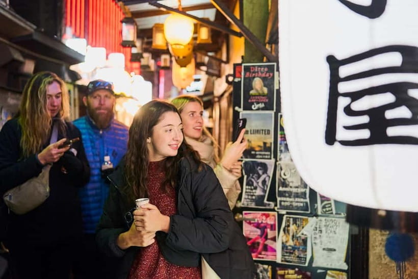 Tokyo: Shinjuku Nightlife & Secret Backstreets Walking Tour - Pace, group feel, and accessibility