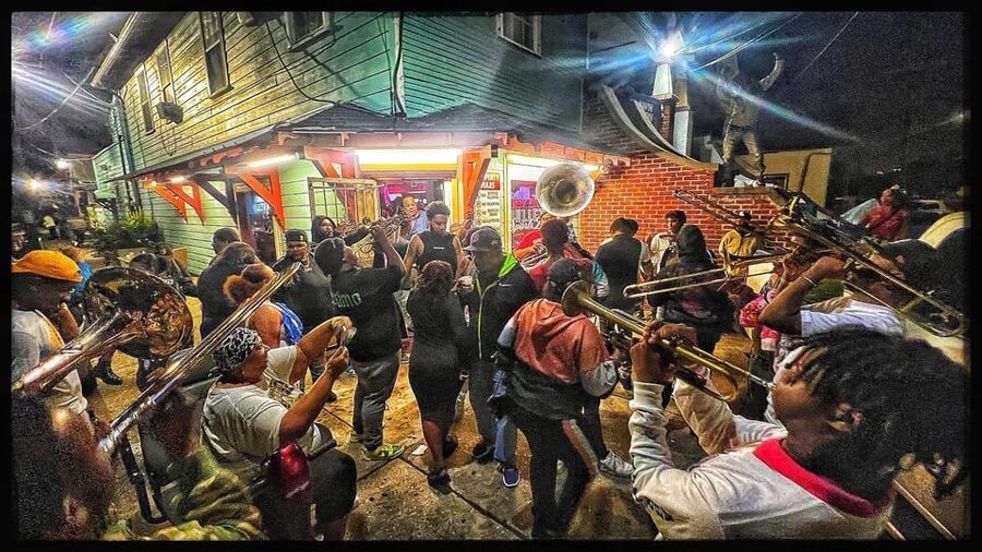 Treme Bar Crawl & Seafood Experience - The seafood finish at a Black-owned restaurant
