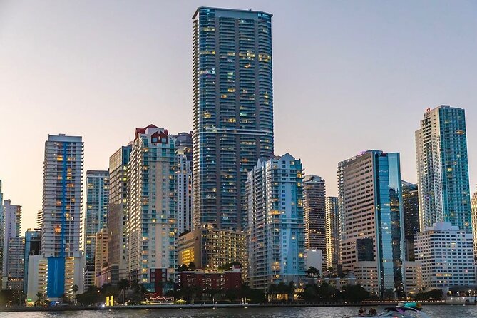 Ultimate Party in Miami : Boat Party, Party Bus & Nightclub - Starting at Bayside Marketplace at 9 p.m.