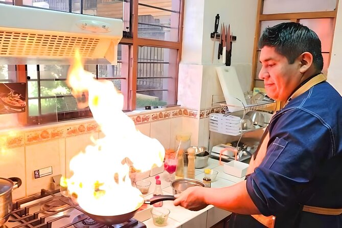 Vegan Peruvian Cooking Class Cocktails and Local Market in Cusco - Why this class works well in Cusco