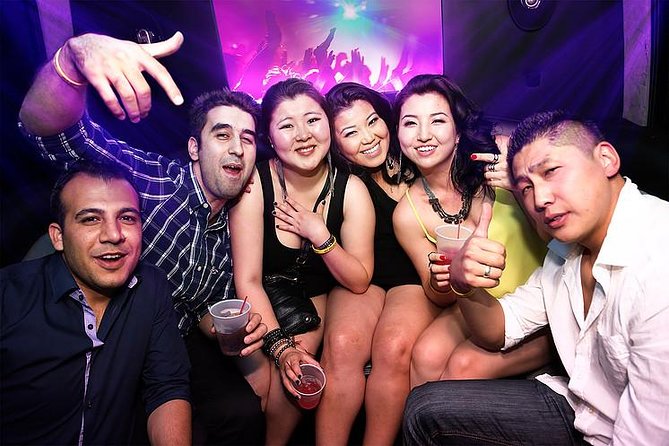Vegas Rock Star Nightclub Tour - The first two stops: one hotel, plenty of walking