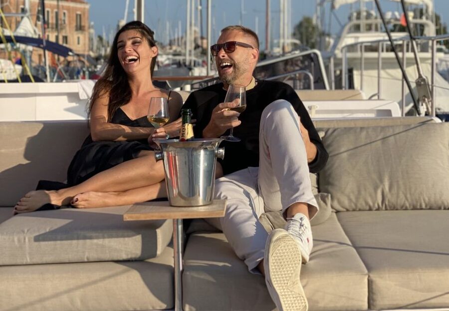 Venice: Golden Hour Cruise with Classical Music & Cocktail - Why a 90-minute sunset cruise works so well in Venice