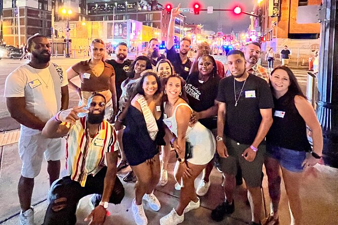 VIP Bar and Club Crawl in Nashville - Included shots and drink specials