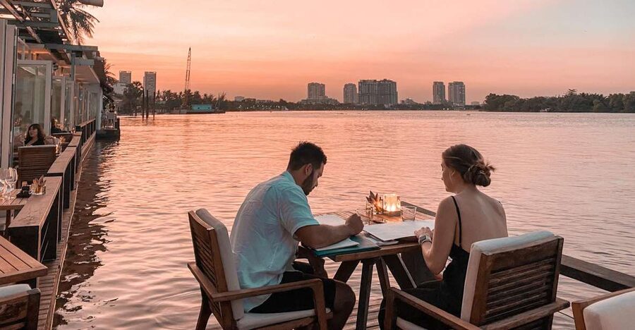 VIP Tour Enjoy Romantic Sunset by Speed Boat Free Cocktail - Bridges, high-rise districts, and Saigon New Port