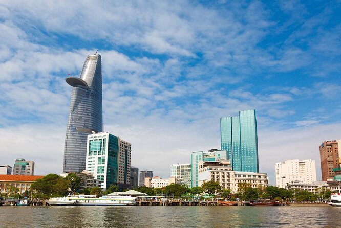 VIP Tour in Saigon: Romantic Sunset Cocktail by SpeedBoat - Key points before you book