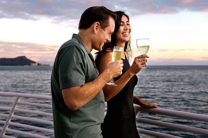 Waikiki Sunset Cocktail Cruise aboard the Majestic by Atlantis - The sunset is the star, with weather as the wild card