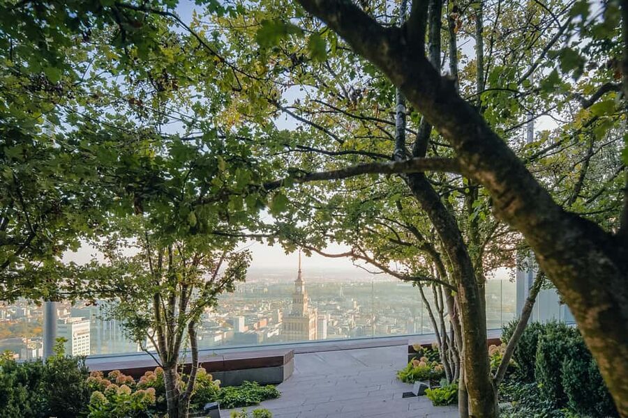 Warsaw: Highline Warsaw Entry With 360° Views & Rooftop Bar - Reaching the top of Varso Tower
