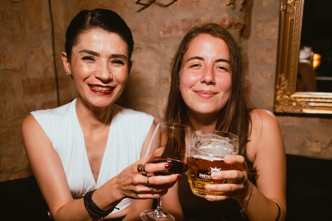 Wednesday Night Live Music and Cocktails Ticket in Kontakt Bar - Who will enjoy this Prague night out